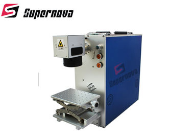 China 20W / máquina portátil de la marca del laser 50W con el dispositivo rotatorio para el metal proveedor